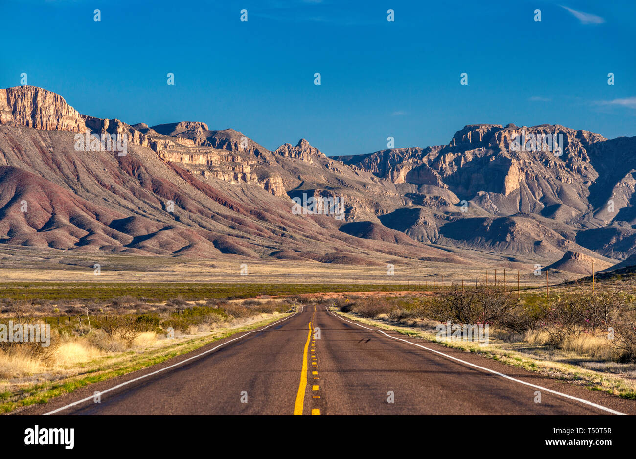 Sierra Diablo Mountains, State Highway 54, Texas Mountain Trail, north of Van Horn, Texas, USA Stock Photo