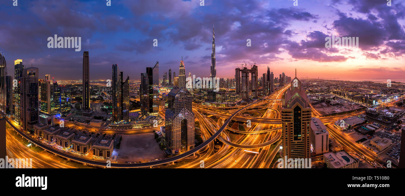 Dubai skyline at sunset Stock Photo - Alamy