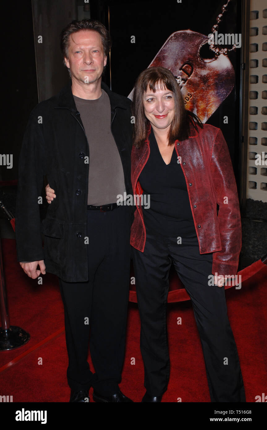 Marianne Cooper LOS ANGELES, CA. October 27, 2005: Actor CHRIS COOPER & wife MARIANNE