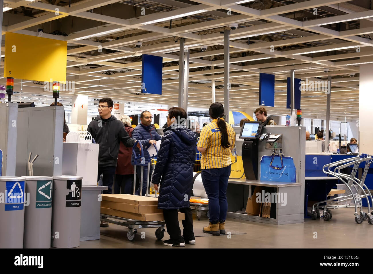 Counter ikea store hires stock photography and images Alamy