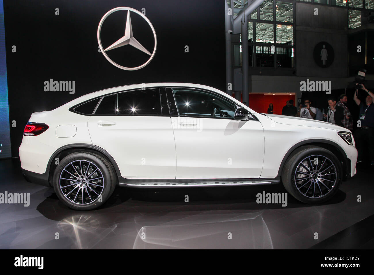Mercedes benz glc 300 coupe hi-res stock photography and images - Alamy