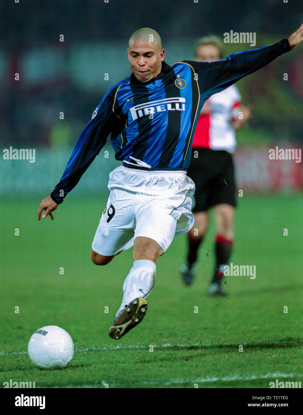 Ronaldo Nazario Inter Hi res Stock Photography And Images Alamy Ronaldo Nazario Inter Hi res Stock Photography And Images Alamy