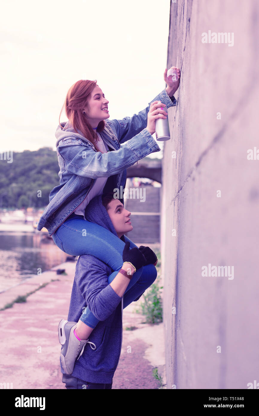 carry on shoulder