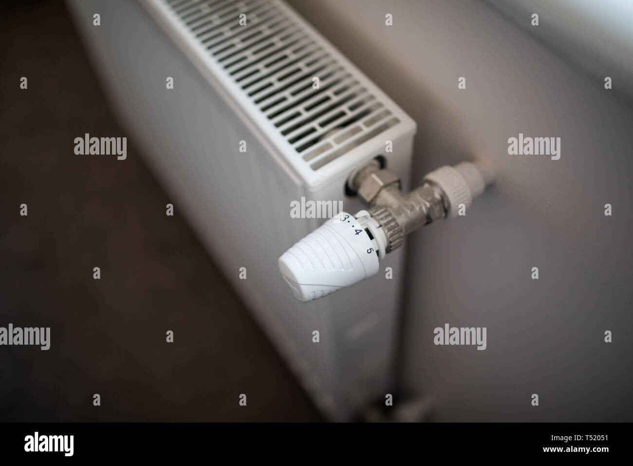 temperature knob of heating radiator Stock Photo Alamy