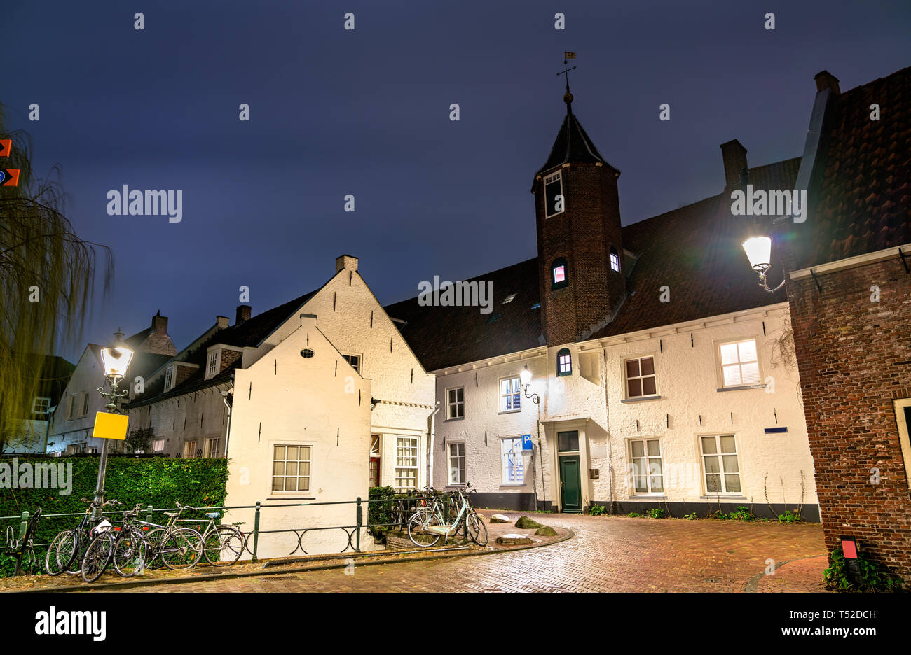 Traditional Dutch houses in Amersfoort, the Netherlands Stock Photo Alamy