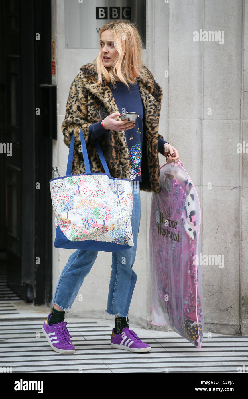 Fearne Cotton Seen Carrying A Vivienne Westwood Carrier Bag As She Leaves c Radio Two Studios