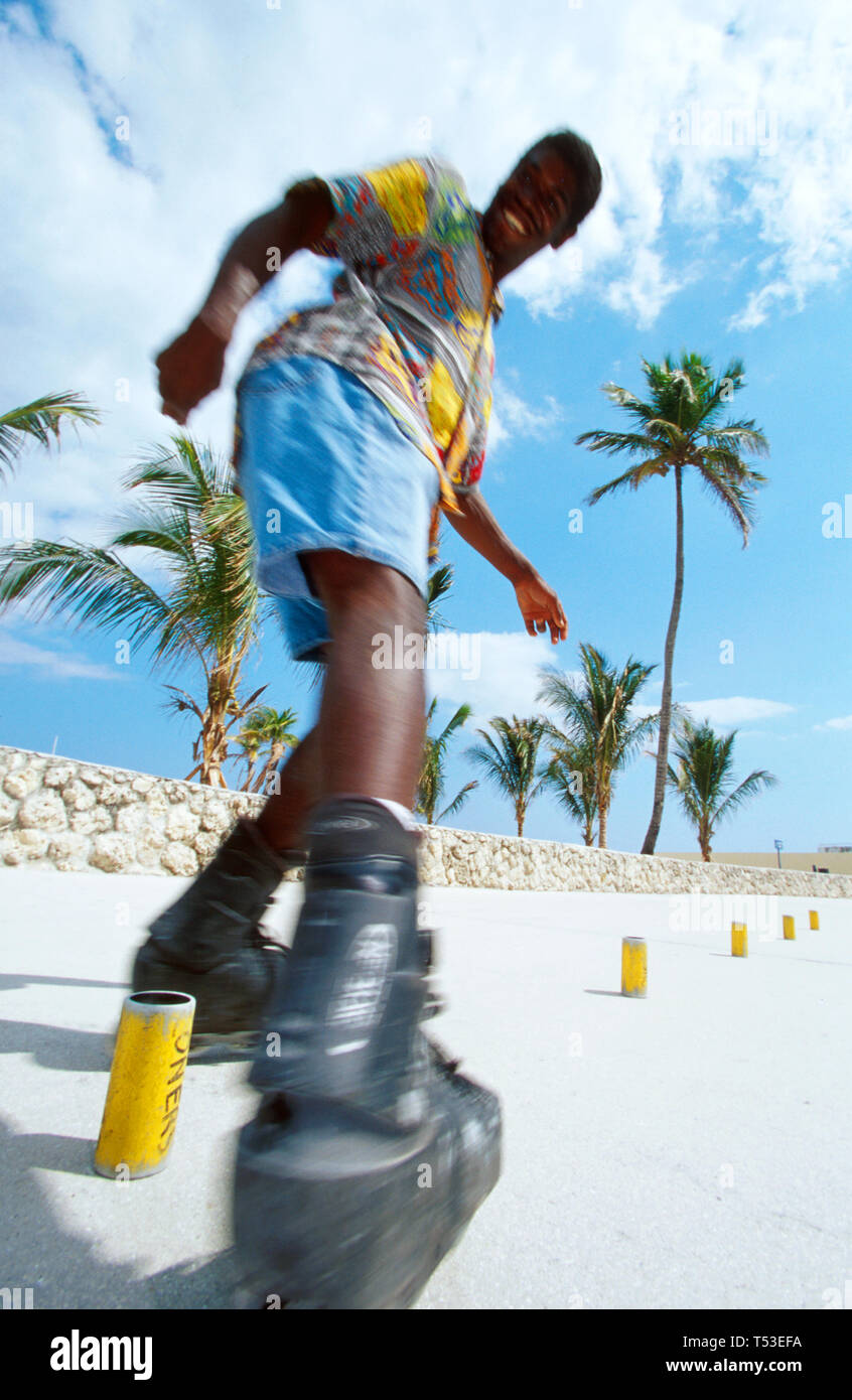 Miami Beach Florida,Ocean Drive,Lummus Park,public land,recreation,Black man men male,rollerblades backwards obstacle course,FL172 Stock Photo
