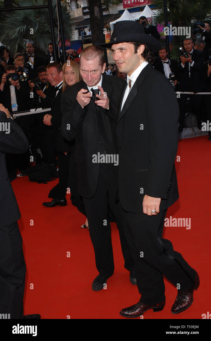 CANNES, FRANCE. May 21, 2005: Sin City directors FRANK MILLER (left) & ROBERT RODRIGUEZ at the Awards Ceremony & screening of Chromophobia at the 58th Annual Film Festival de Cannes. © 2005 Paul Smith / Featureflash Stock Photo