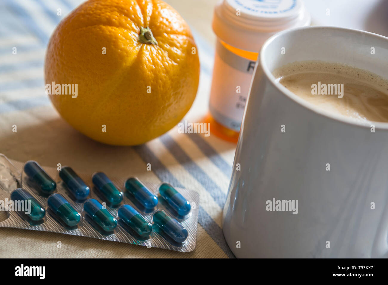 Pills with breakfast hi-res stock photography and images - Alamy