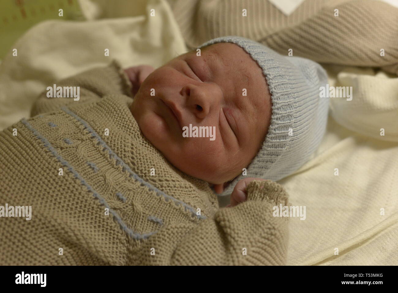 4 kg baby newborn