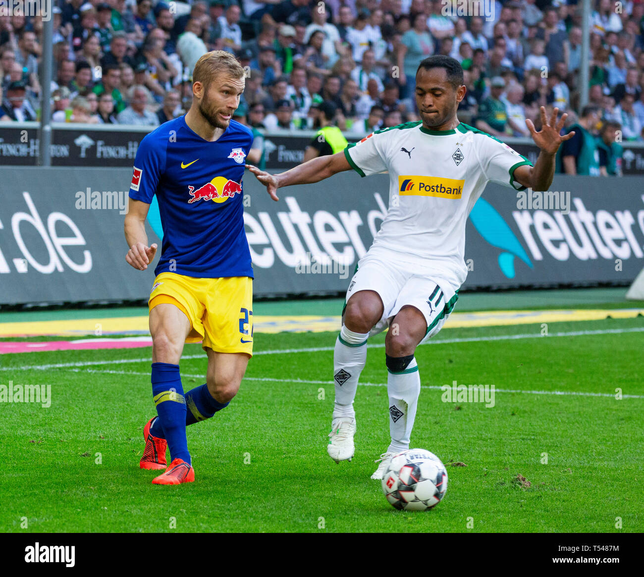 sports, football, Bundesliga, 2018/2019, Borussia Moenchengladbach vs ...