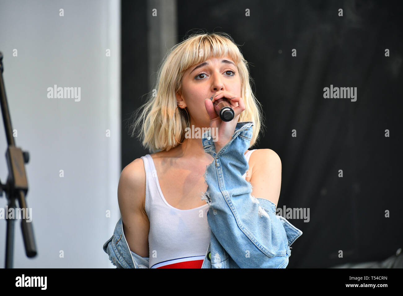 London, UK. 20th April, 2019.London, UK. 20th April, 2019. Basking in London - Jazz Mino performs Lydia Bright presenter at the Feast of St George to celebrate English culture with music and English food stalls in Trafalgar Square on 20 April 2019, London, UK. Credit: Picture Capital/Alamy Live News Credit: Picture Capital/Alamy Live News Credit: Picture Capital/Alamy Live News Stock Photo
