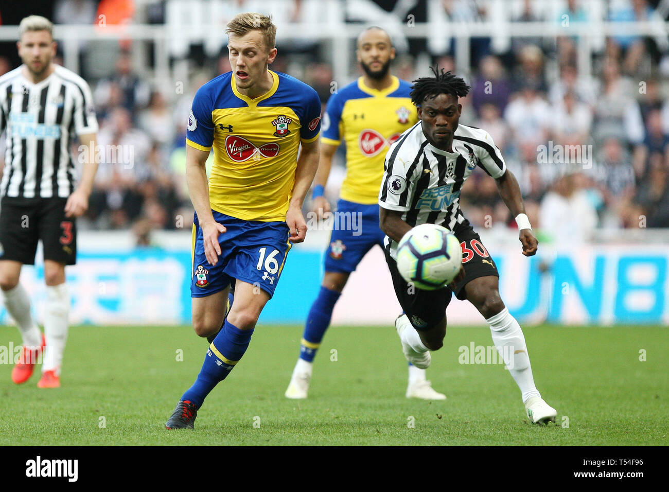 Newcastle, UK. 20th April, 2019.  Newcastle United's Christian Atsu contests for the ball with Southampton's James Ward-Prowse during the Premier League match between Newcastle United and Southampton at St. James's Park, Newcastle on Saturday 20th April 2019. (Credit: Steven Hadlow | MI News)  Editorial use only, license required for commercial use. No use in betting, games or a single club/league/player publications. Photograph may only be used for newspaper and/or magazine editorial purposes. May not be used for publications involving 1 player, 1 club or 1 competition without wri Credit: MI  Stock Photo