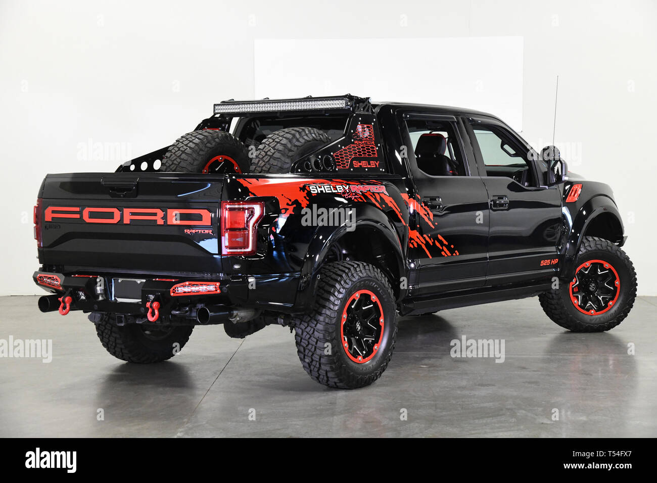 2022 ford f150 raptor shelby