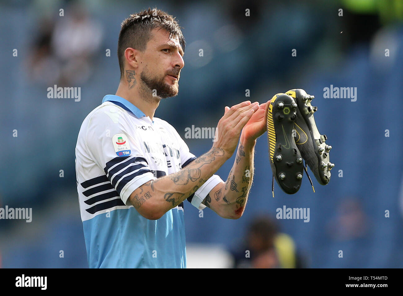 Rome, Italy. 20th Apr, 2019. 20.04.2019 Stadio Olimpico, Rome, Italy. SERIE A:DELUSION OF ACERBI AT END OF ITALIAN SERIE A match between SS LAZIO VS CHIEVO VERONA, SCORE 1-2 at Stadio Olimpico in Rome. Credit: Independent Photo Agency/Alamy Live News Stock Photo