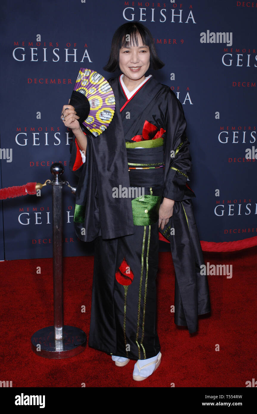 LOS ANGELES, CA. December 04, 2005: Actress KAORI MOMOI at the Los Angeles premiere of her new movie Memoirs of a Geisha. © 2005 Paul Smith / Featureflash Stock Photo