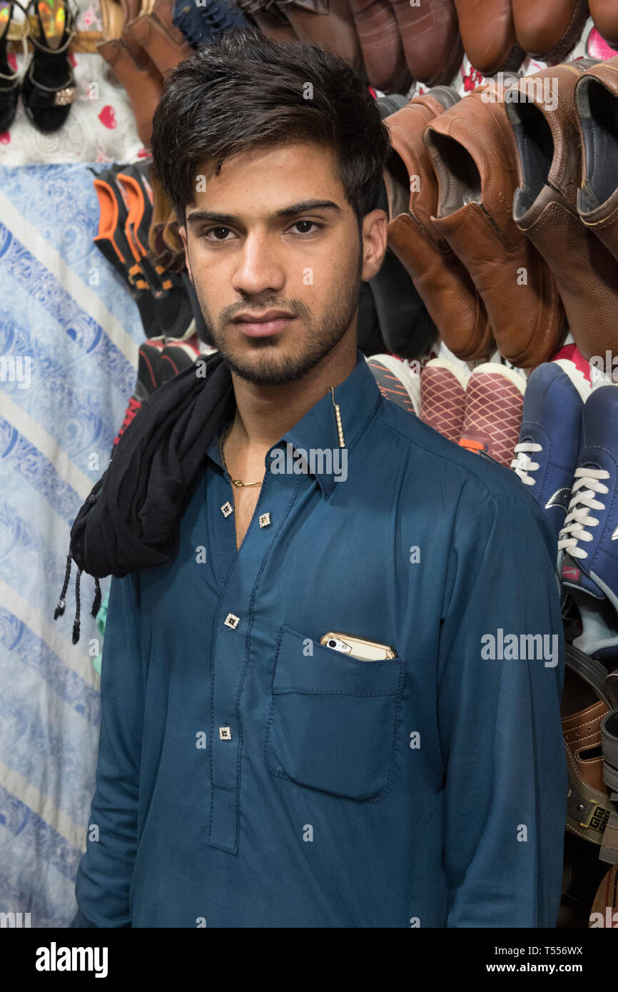 Man selling shoes hi res stock photography and images Alamy