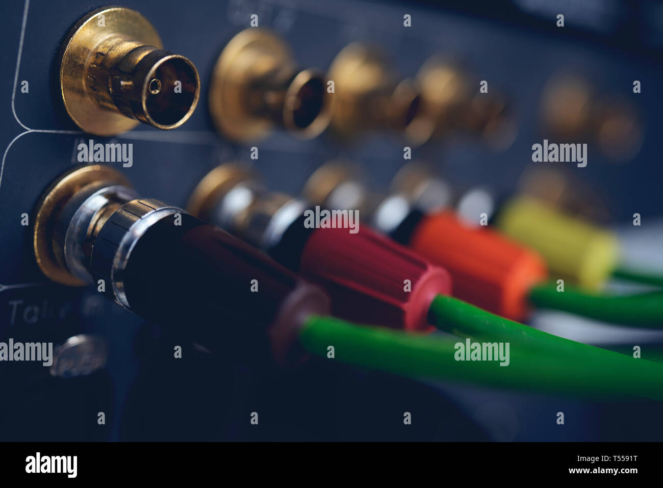 Coaxial cable for tv hires stock photography and images Alamy