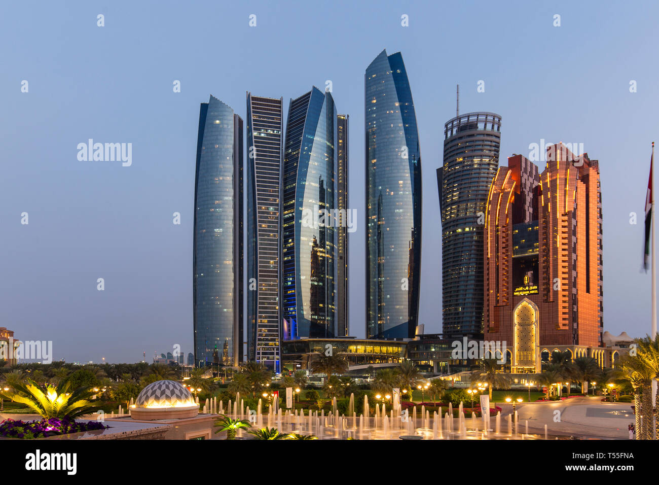 Abu dhabi skyline hi-res stock photography and images - Alamy