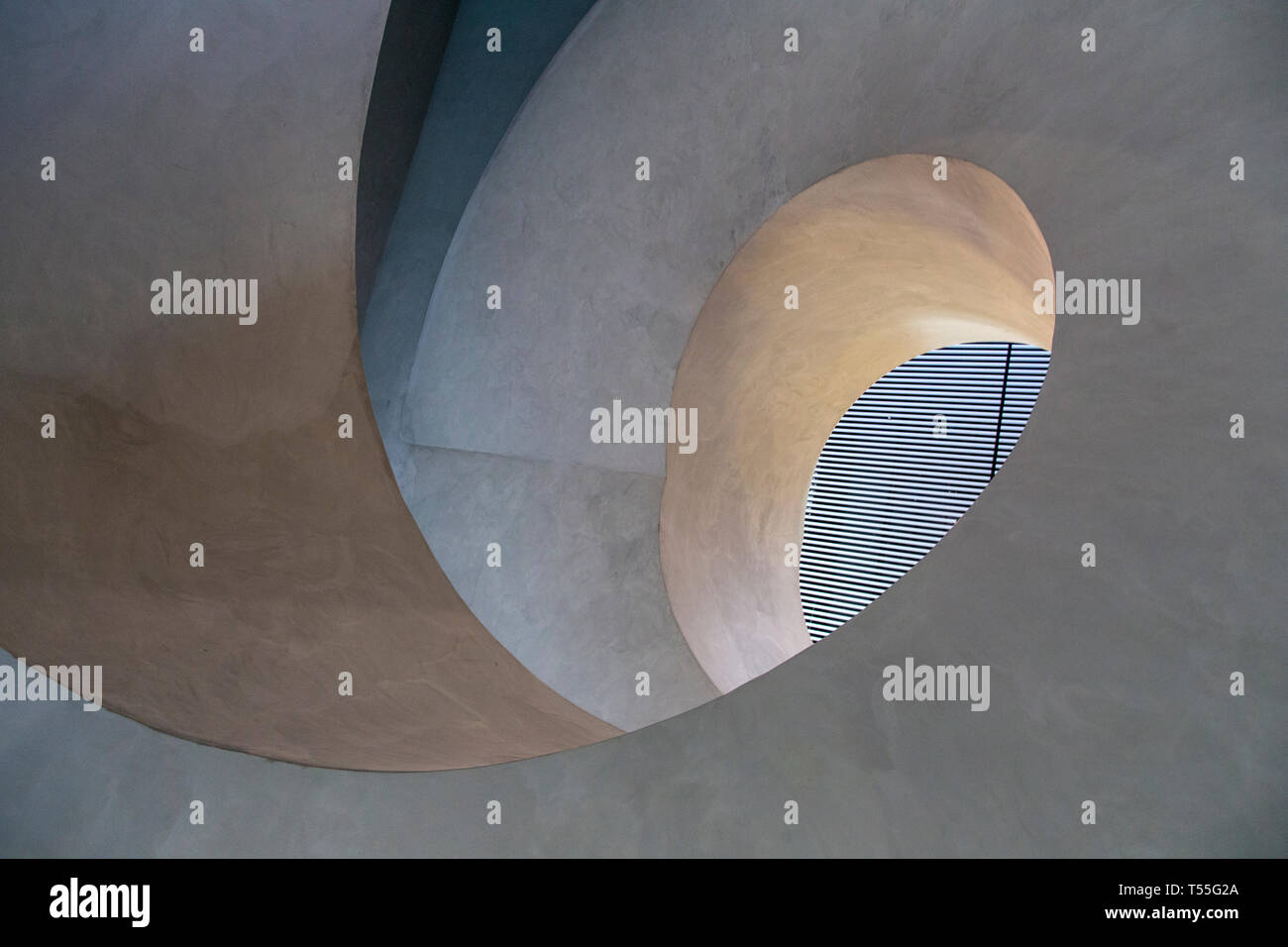 UAE, Abu Dhabi, Masdar City, Staircase detail in the Masdar PRT station of the Masdar Institute of Science and Technology designed by the architects F Stock Photo