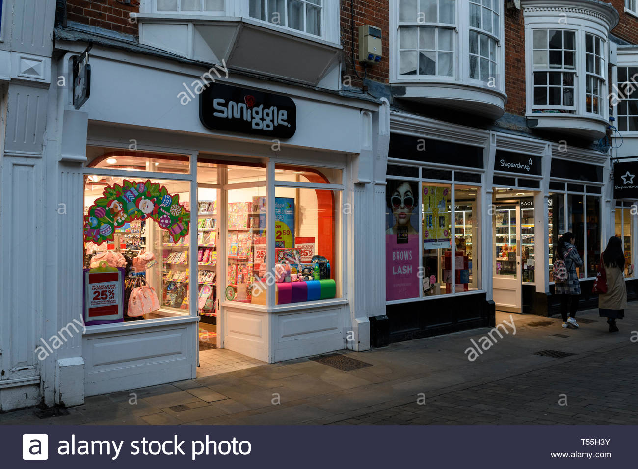 Winchester Shop High Resolution Stock Photography and Images Alamy