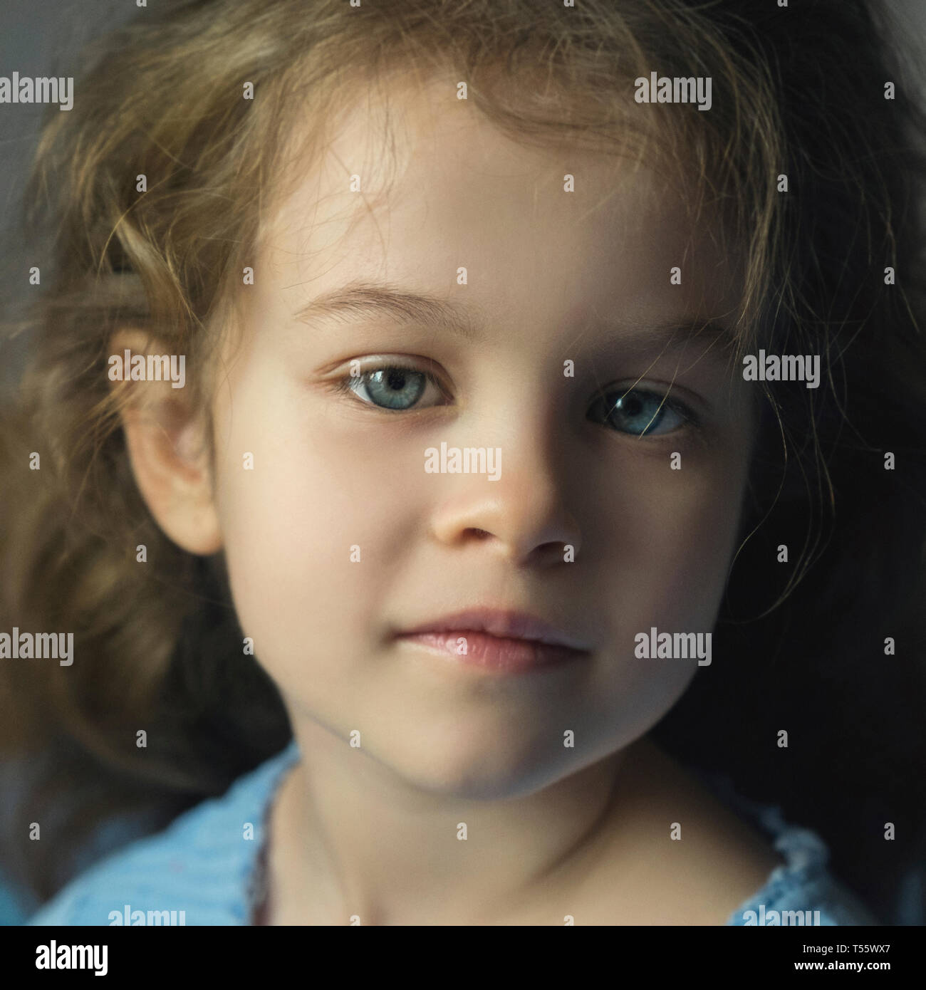 Portrait of girl Stock Photo - Alamy
