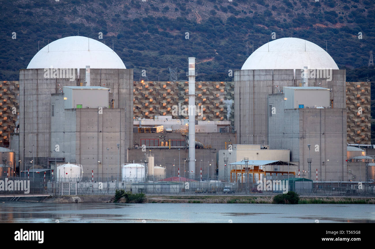 Almaraz, nuclear power plant in the center of Spain, surrounded by a green  field Stock Photo - Alamy