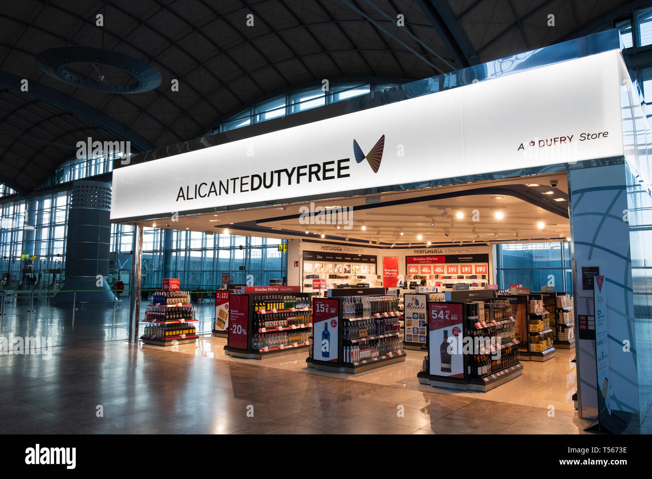 how much are cigarettes at alicante airport Alicante airport duty free hi-res stock photography and images