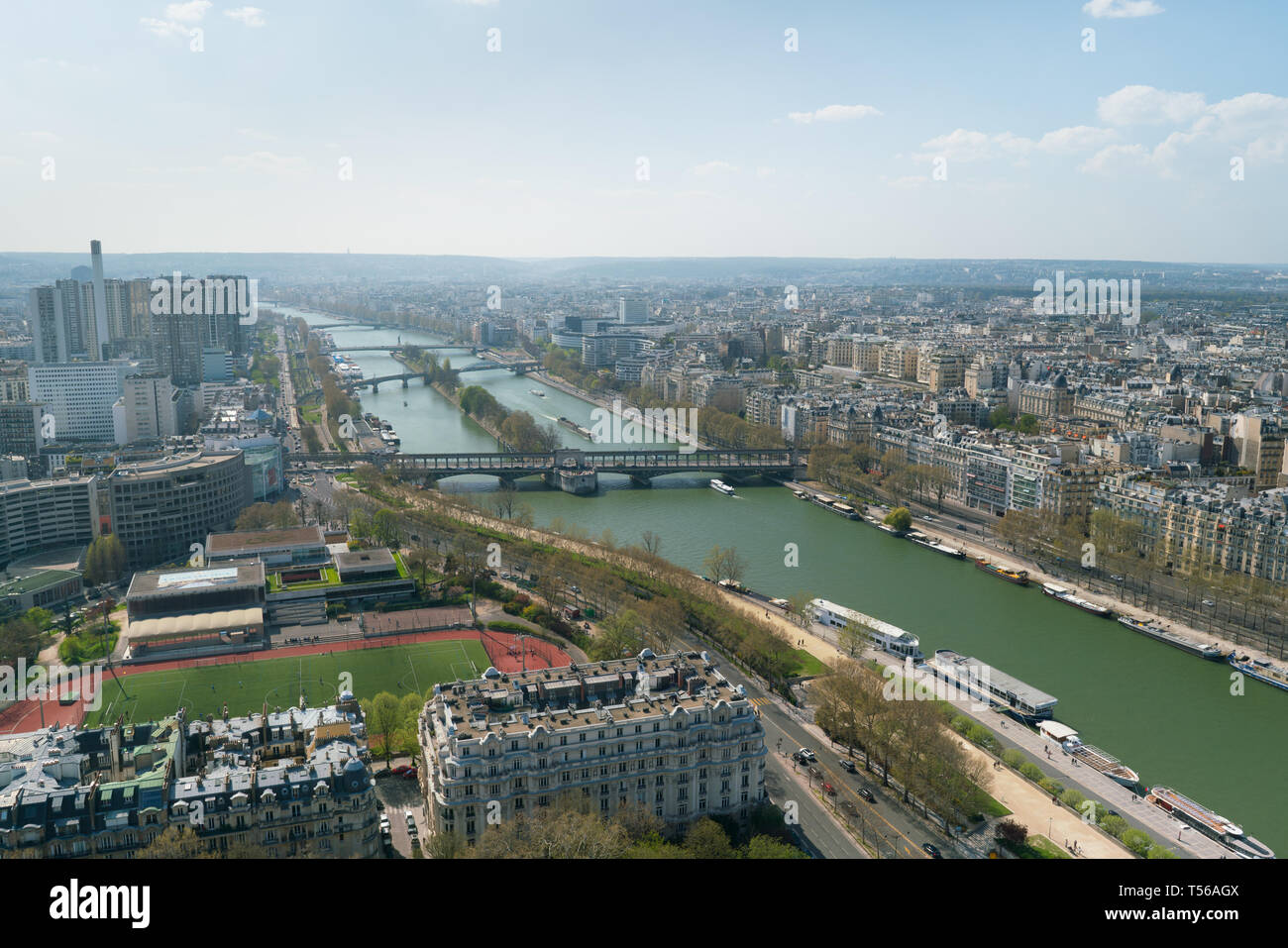 Aerial panoramic view of Paris cityscape with Seine river, Bir Hakeim bridge, island of Swans Stock Photo