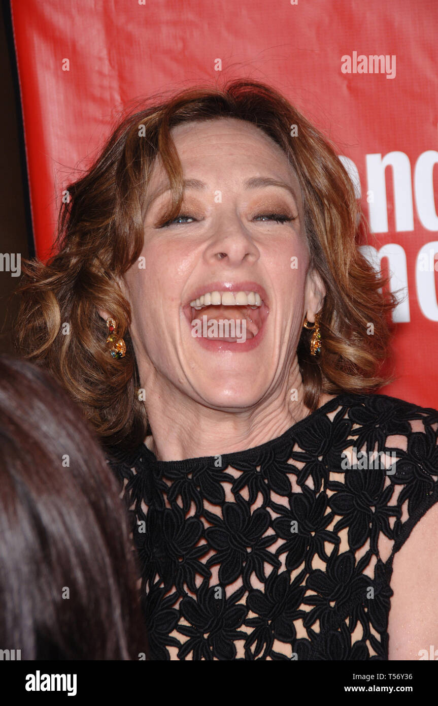 From Supporting Actress To Leading Lady The Joan Cusack Evolution - 4veo3cj
