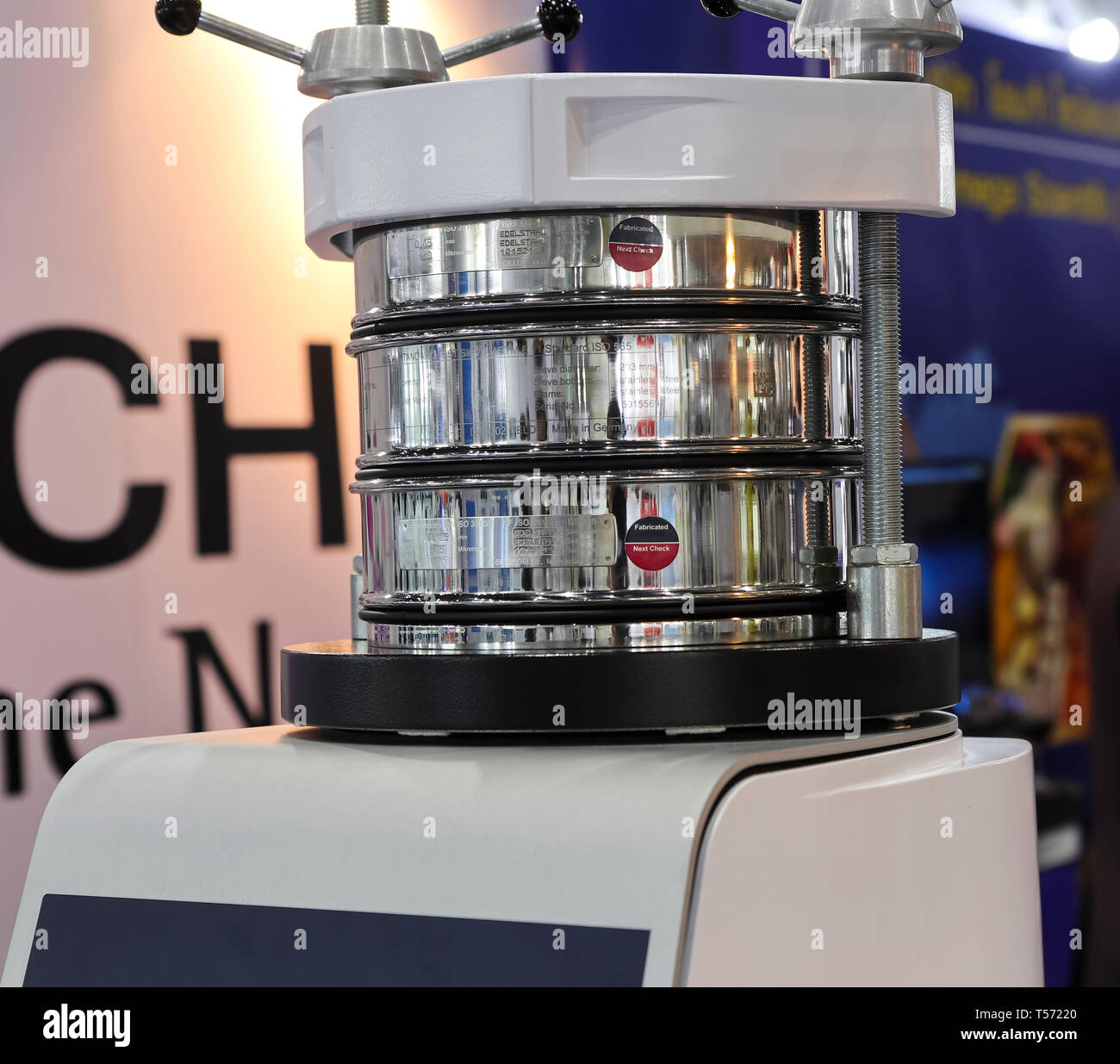 testing size of material by sieve analysis for laboratory Stock Photo