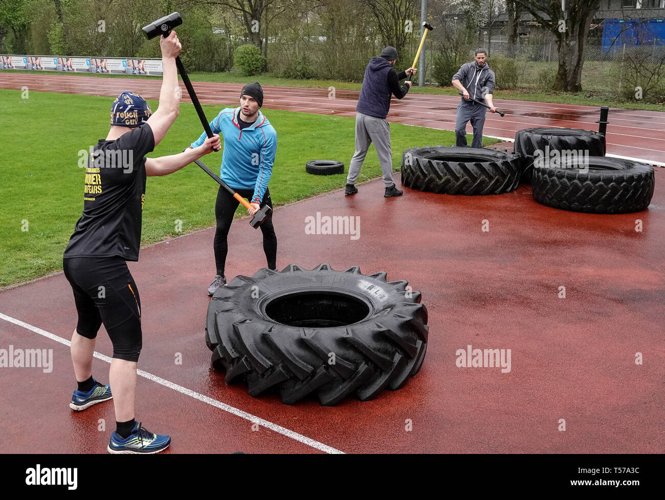 10 April 2019, BadenWuerttemberg, Tübingen Participants in a training