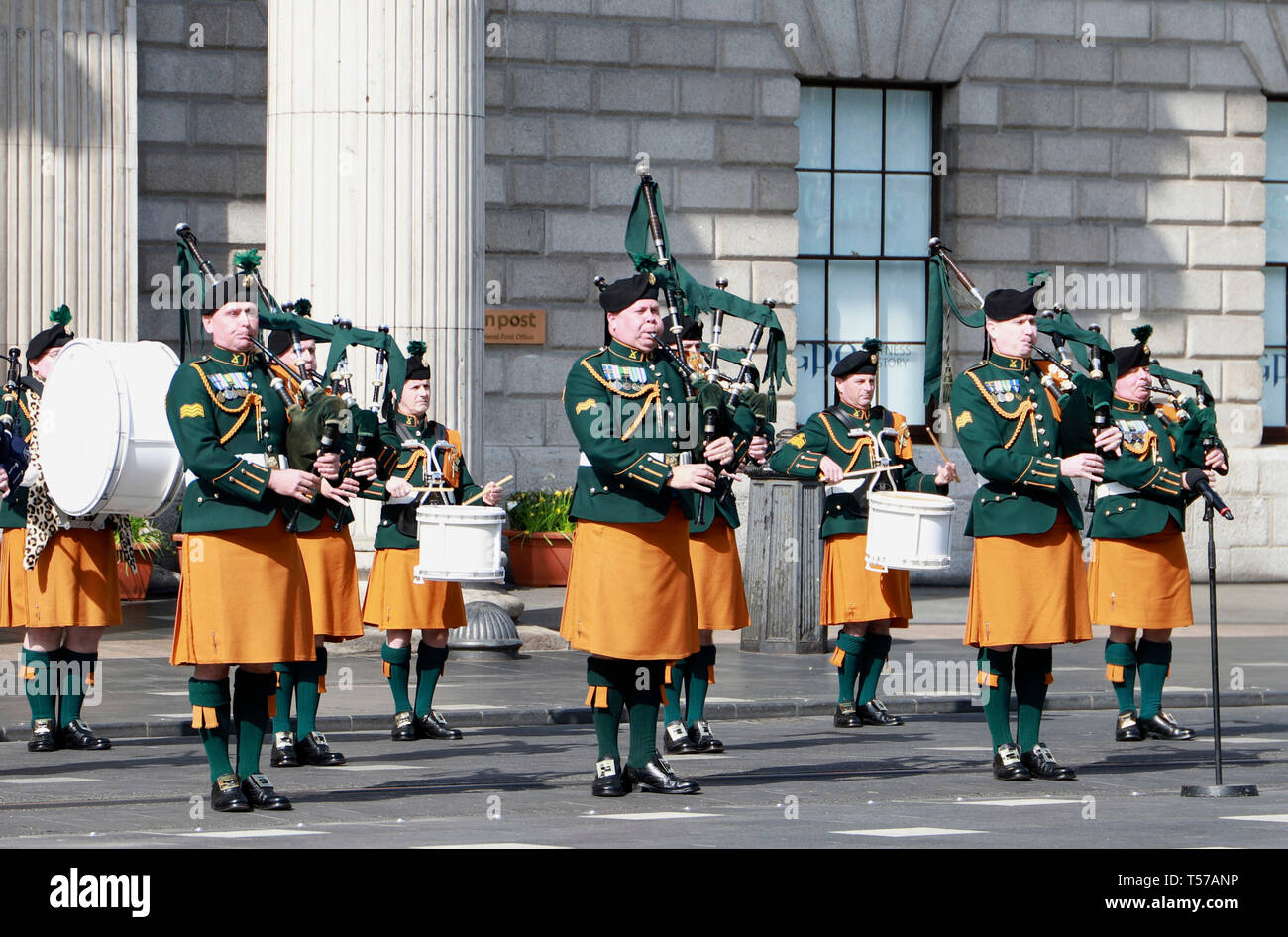 Dublin. 22nd Apr, 2019. A pipe band perform on a ceremony commemorating the 103rd anniversary of Easter Rising in Dublin, Ireland, April 21, 2019. The Easter Rising is an armed insurrection launched by the Irish republicans to end the British rule in Ireland. It began on Easter Monday, April 24, 1916, and last for six days. Credit: Xinhua/Alamy Live News Stock Photo