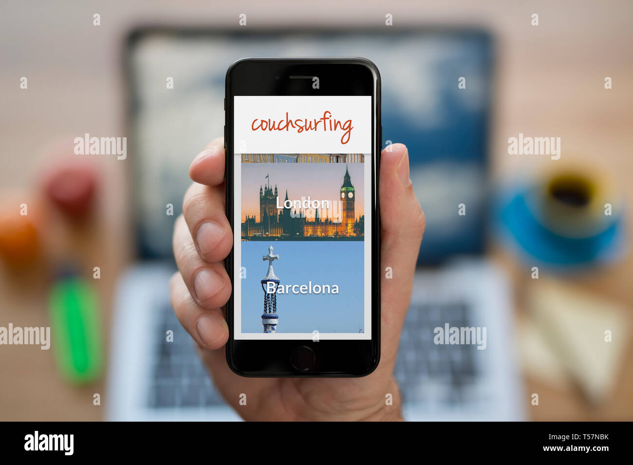 Couchsurfing logo hi-res stock photography and images - Alamy