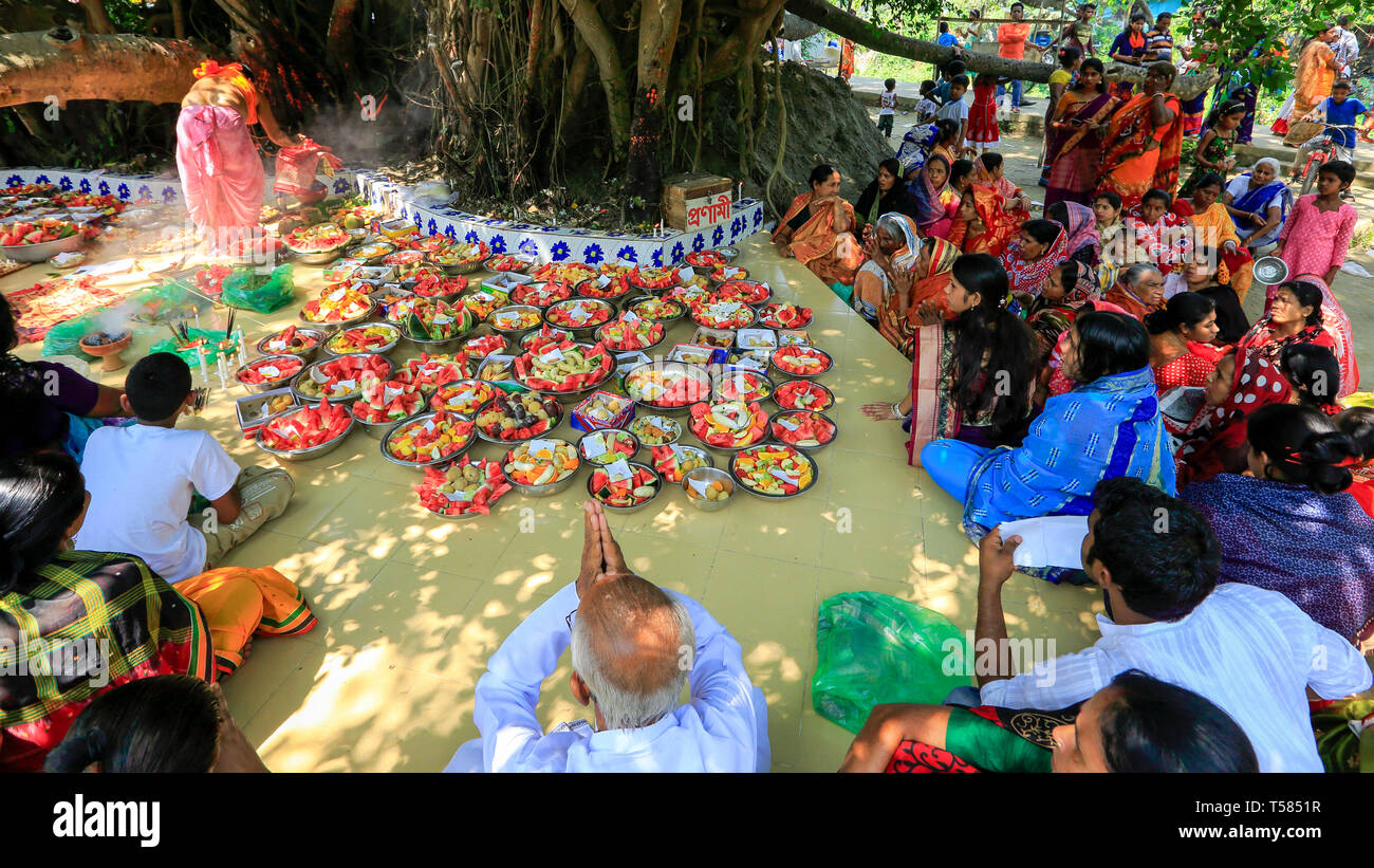 Why Banyan Tree Is Worshipped? – GYGP