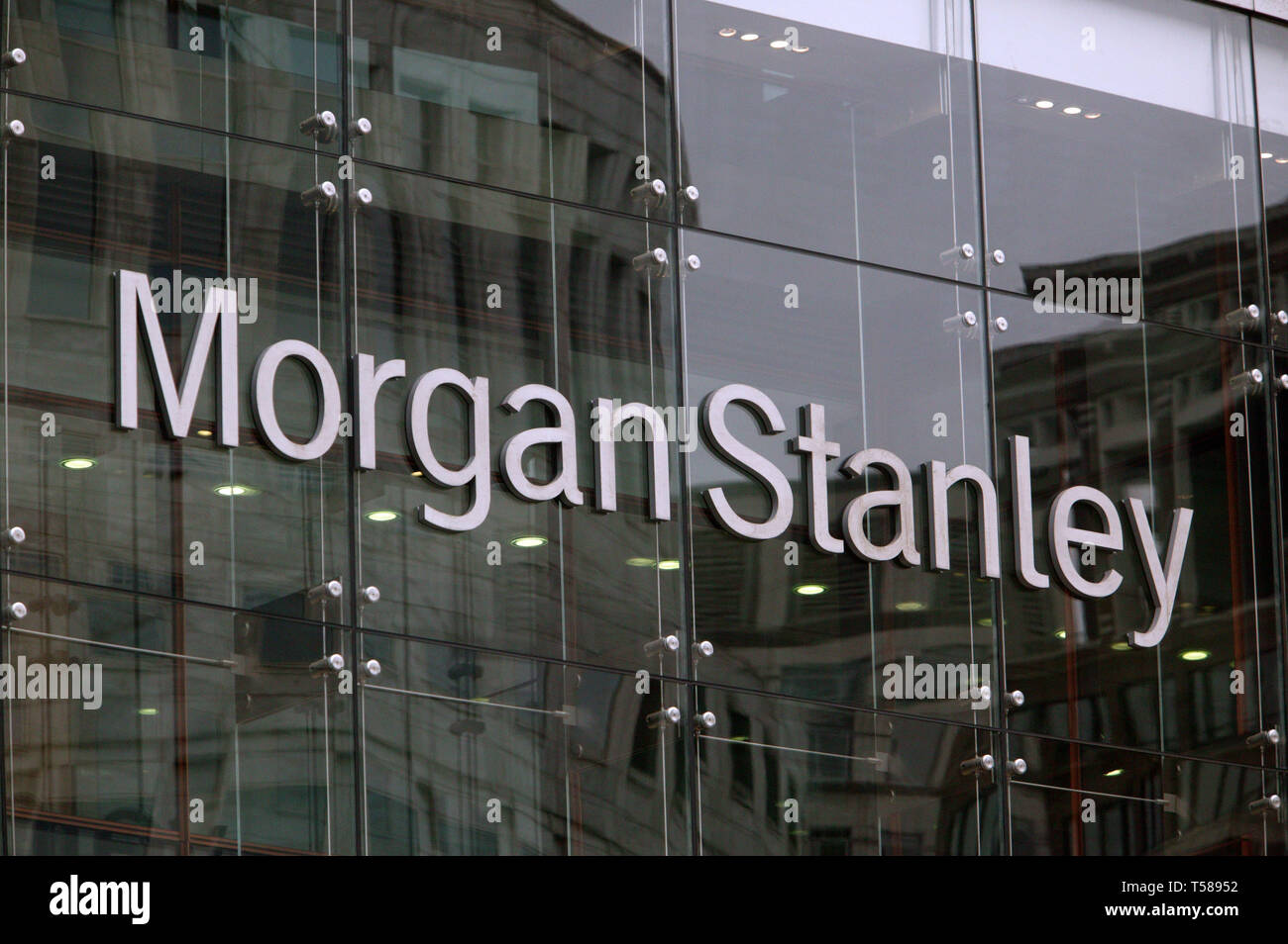 Stanley European Headquarters. Canary Wharf, London. 16/09/2008 Stock Photo Alamy Stanley European Headquarters. Canary Wharf, London. 16/09/2008 Stock Photo Alamy