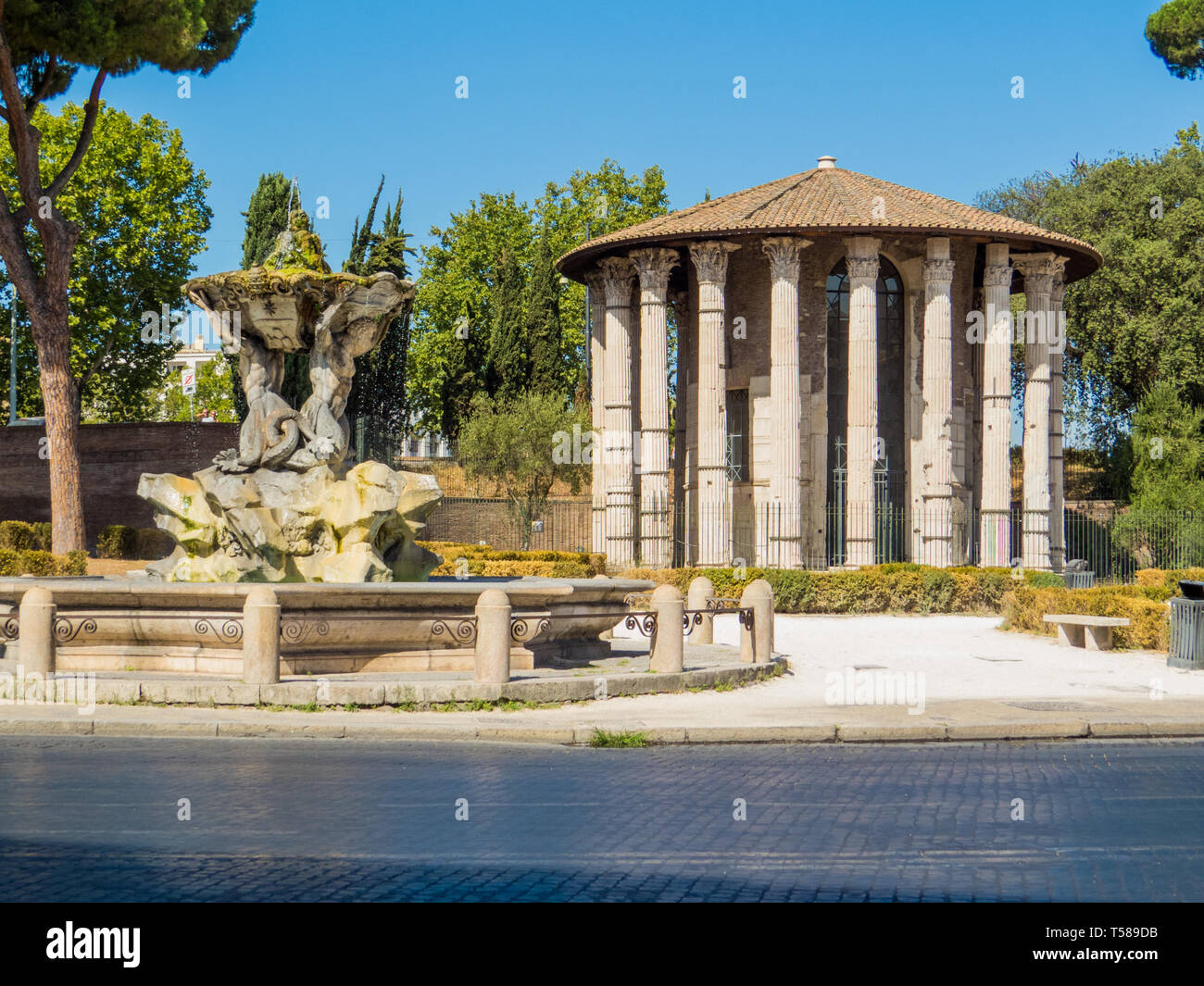 Temple of Hercules Victor (Italian: Tempio di Ercole Vincitore). In Rome, Italy Stock Photo