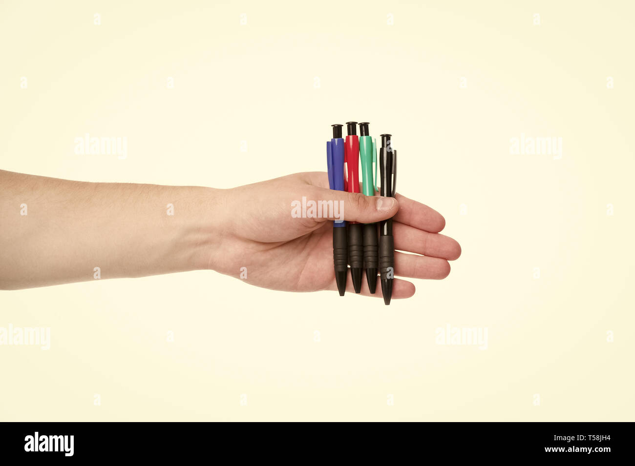 Can i borrow your pen. рука с ручкой. механический карандаш металлический. I take pen. 3d ручка рулонов pla пластика.