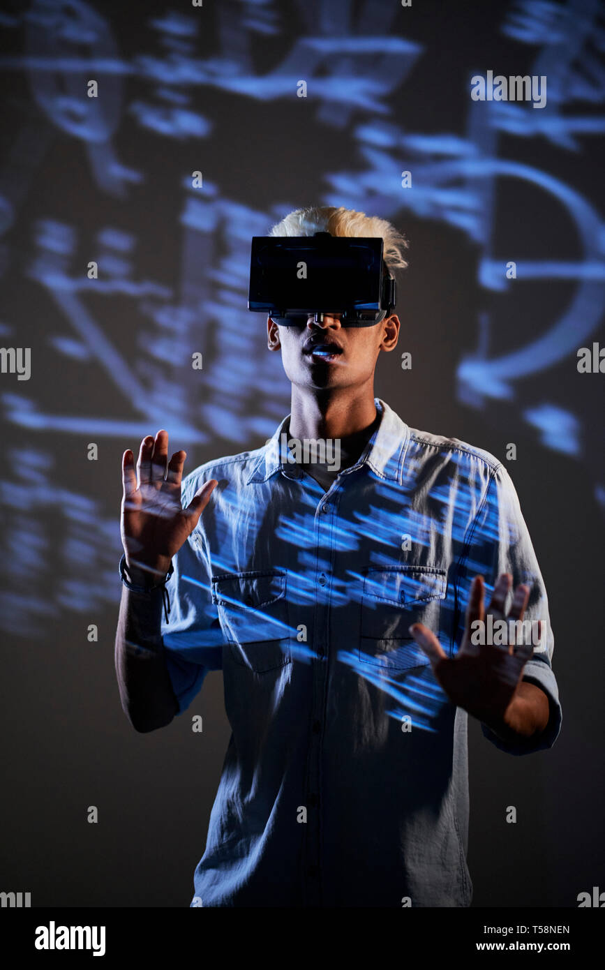 Learning science with augmented reality Stock Photo Alamy