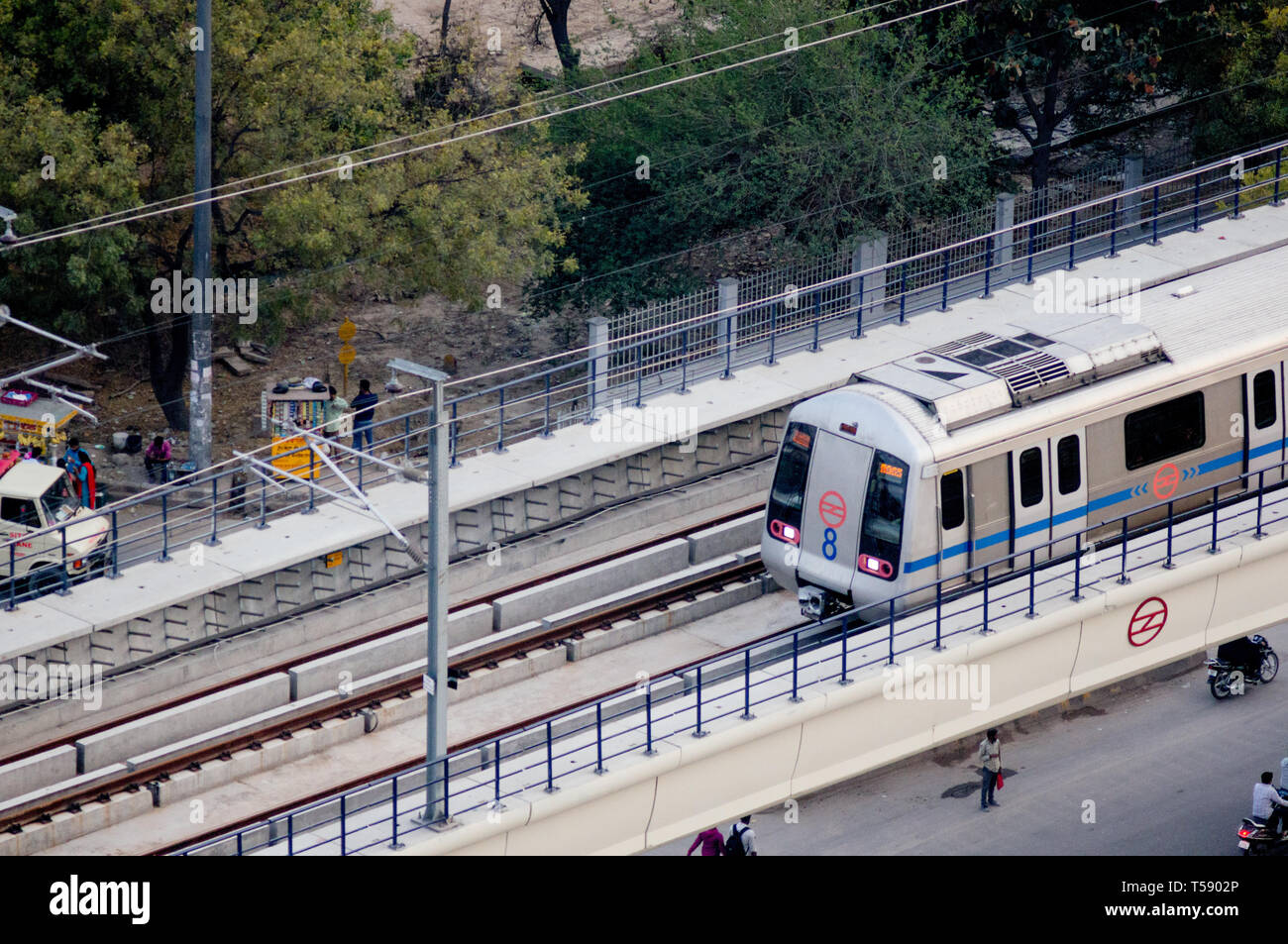 Bangalore metro city hires stock photography and images Alamy