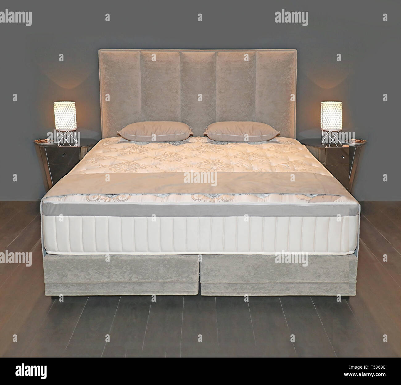 modern lamps for nightstands