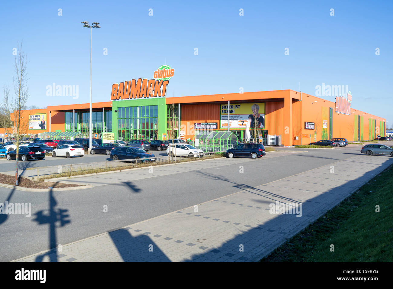Globus Baumarkt in Kaltenkirchen, Germany. Globus is a German retail chain  of hypermarkets, DIY stores and electronics stores Stock Photo - Alamy