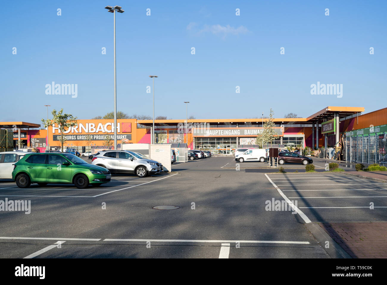 Hornbach hardware store in Hamburg, Germany. Hornbach is a German DIY-store  chain offering home improvement and do-it-yourself goods Stock Photo - Alamy