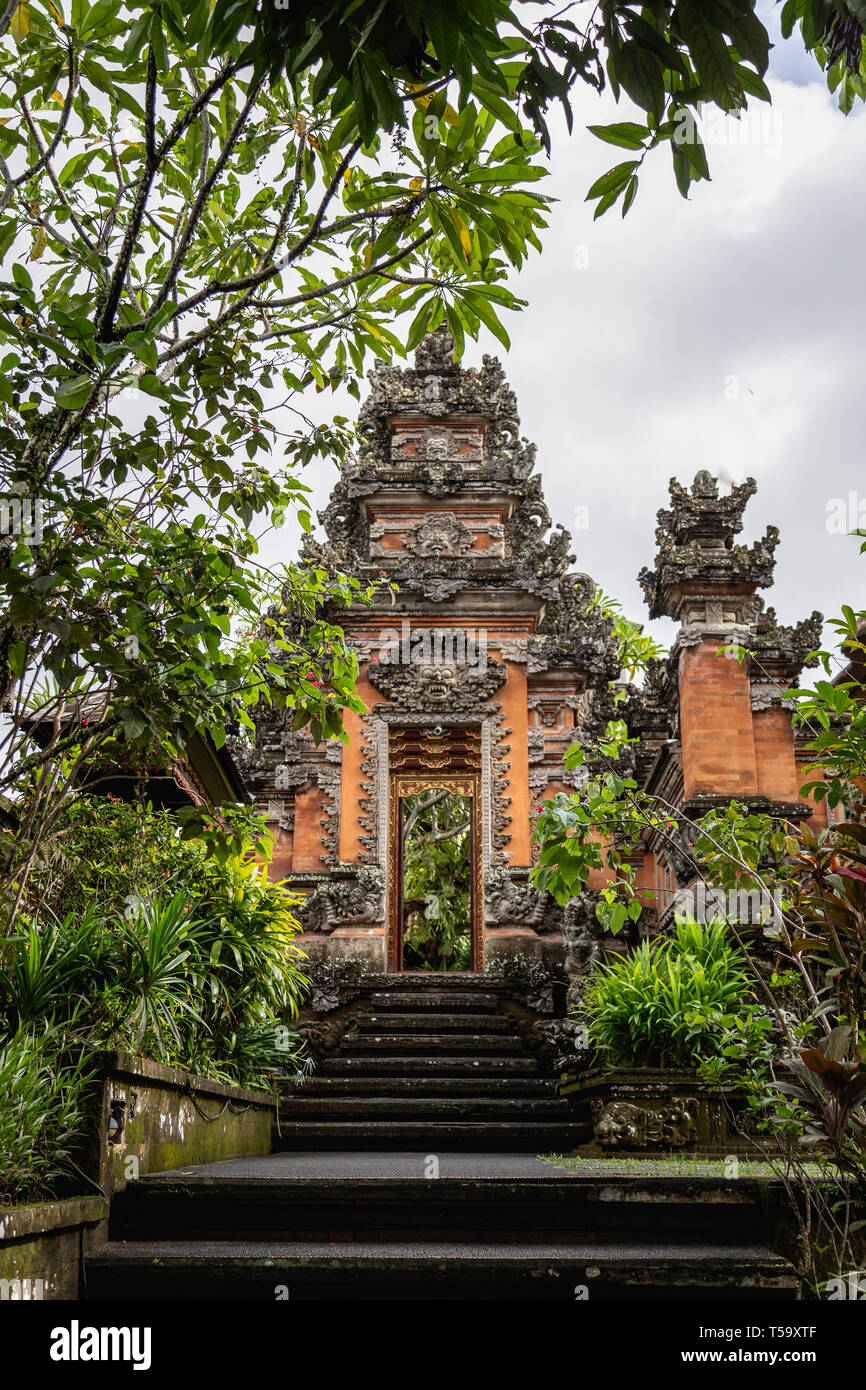 Open Entrance to a Temple in Bali, Indonesia Stock Photo - Alamy