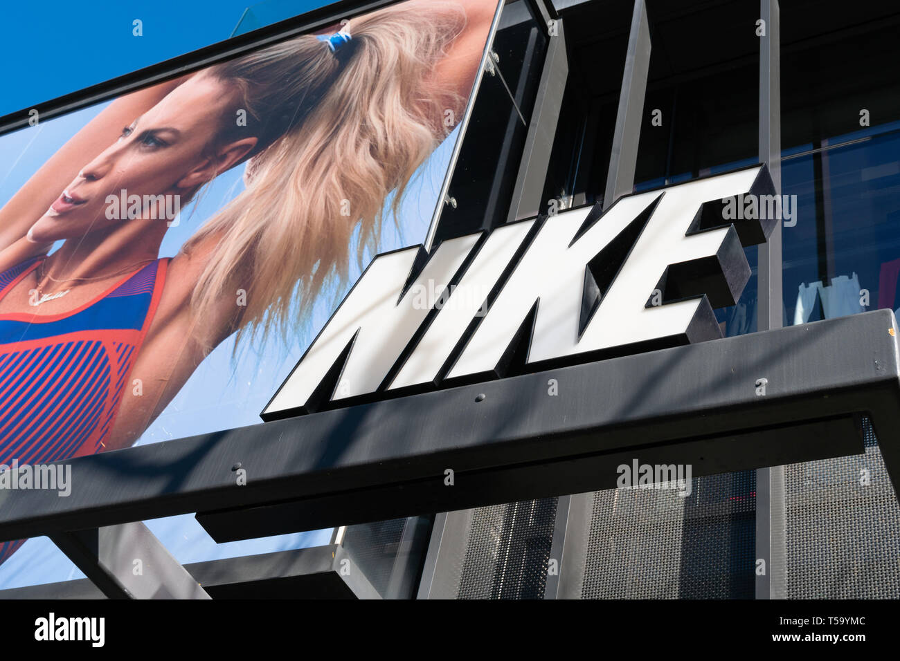 SANTA MONICA, CA/USA - APRIL 18, 2019: Nike retail store exterior and trademark logo. Stock Photo