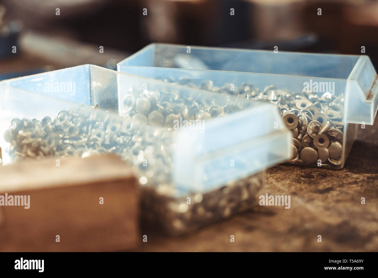 Stacked Rivets Pneumatic rivet gun hi-res stock photography and images - Alamy