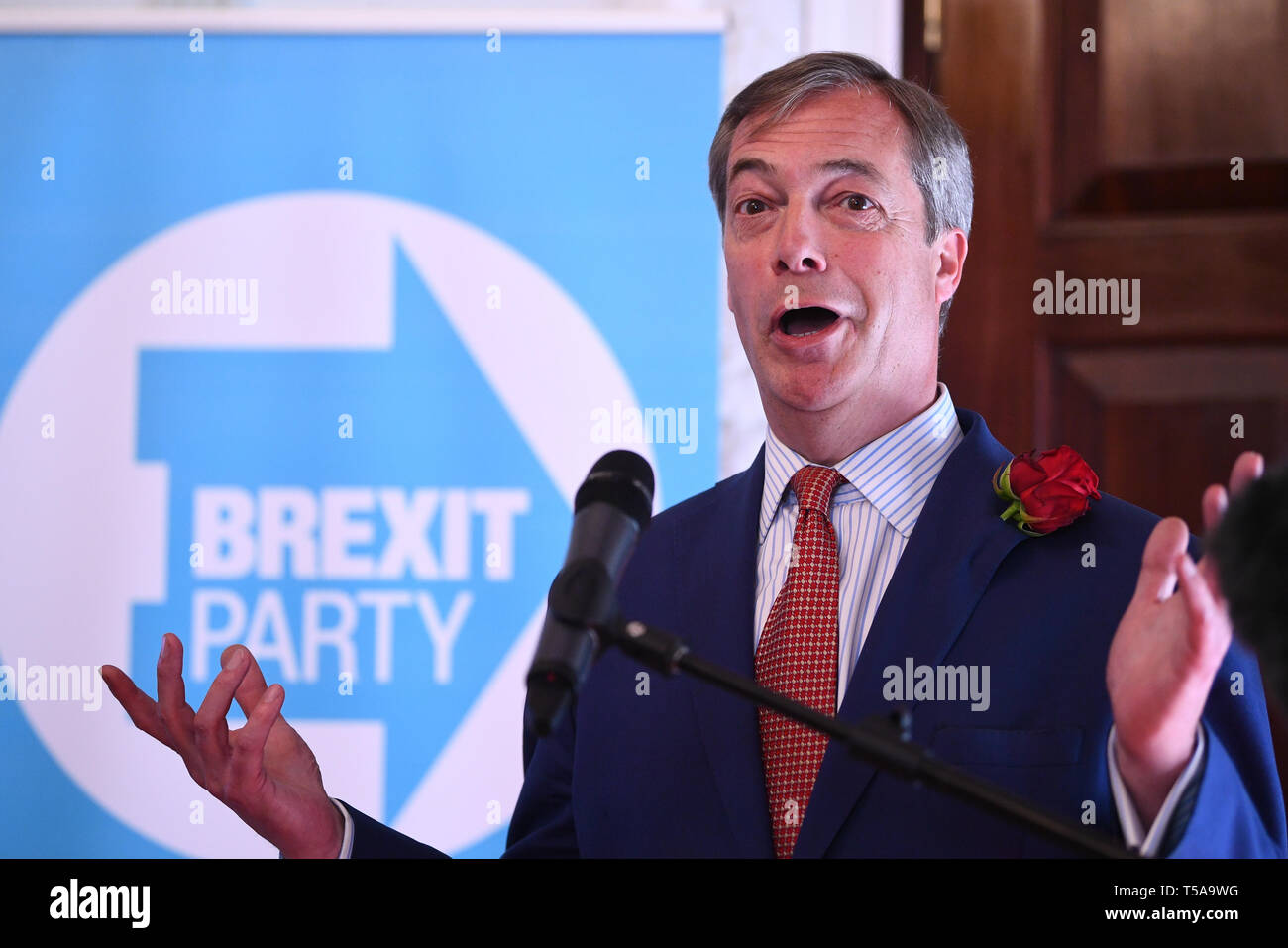 Nigel Farage speaks during the launch of the next tranche of Brexit Party candidates in central London. Stock Photo