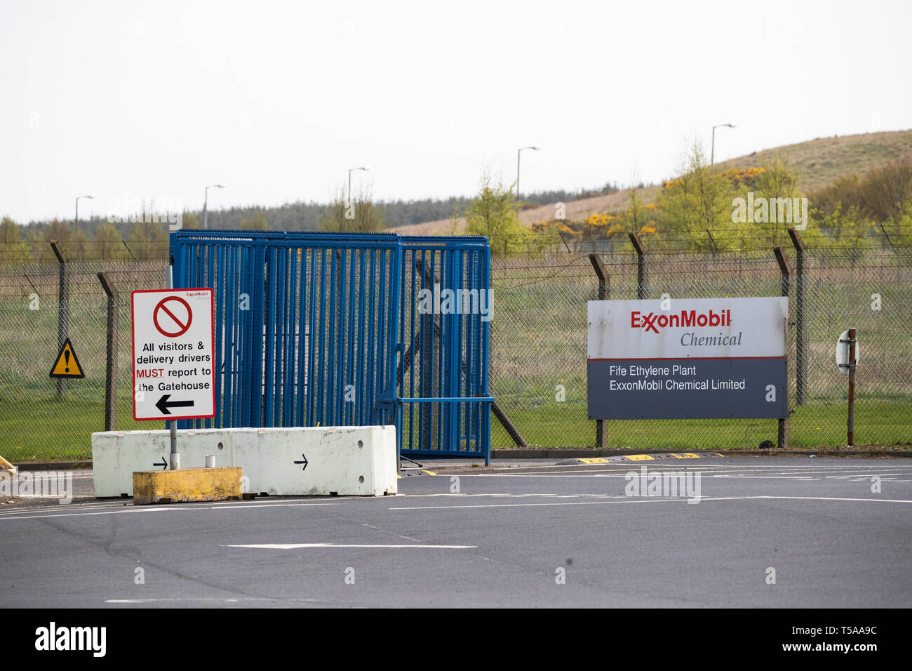 Entrance to the Fife Ethylene plant in Mossmorran, Fife, where flaring has been in operation over the last few days. ExxonMobil and Shell UK jointly operate the complex. Stock Photo