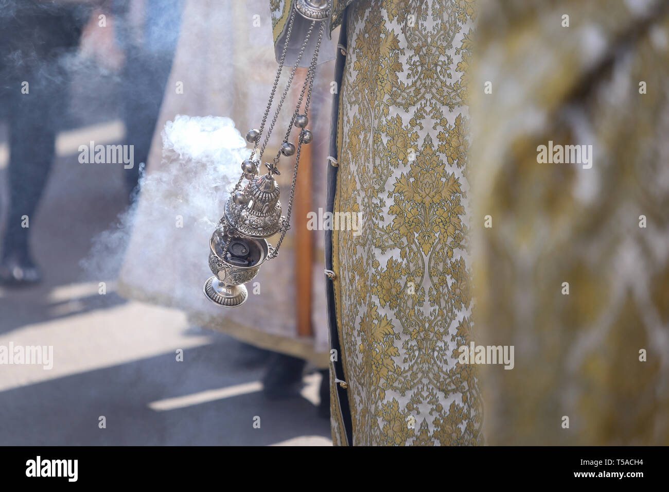 Altar of incense bible hi-res stock photography and images - Alamy