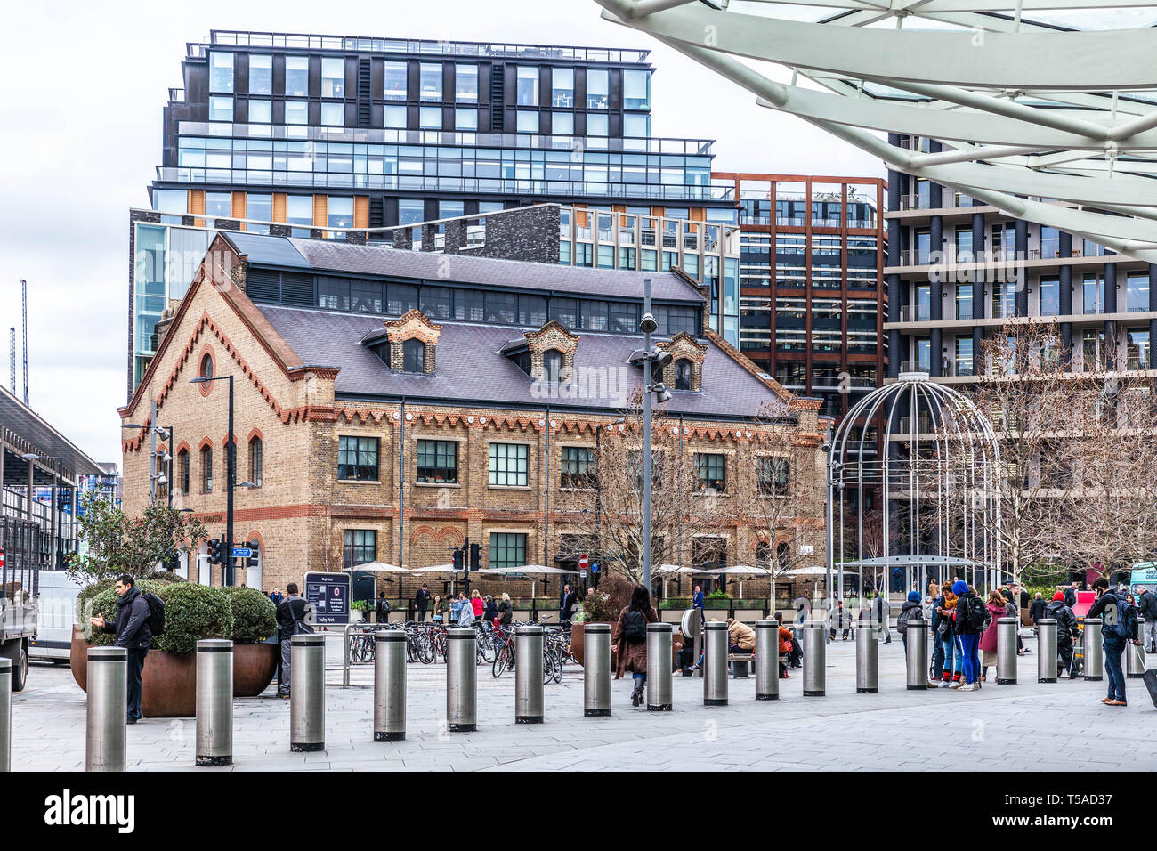 Buildings and structures outside King's Cross Railway Station, Kings Cross, London, N1C, England, UK. Stock Photo